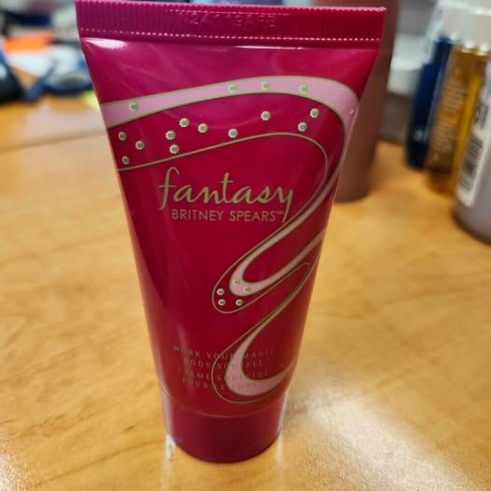 ✨ Fantasy by Britney Spears Body Soufflé (1.7 fl oz / 50ml) ✨